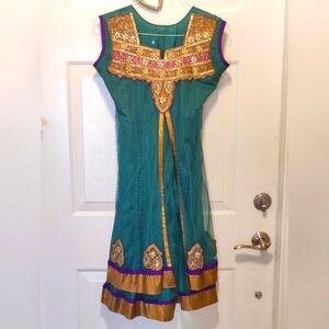 Women's three piece salwar